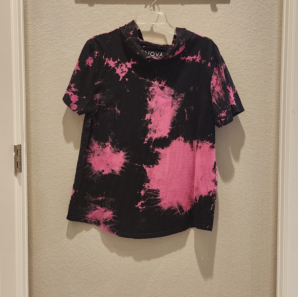 Nova Industries Tie Dye Hooded T-Shirt Buckle
